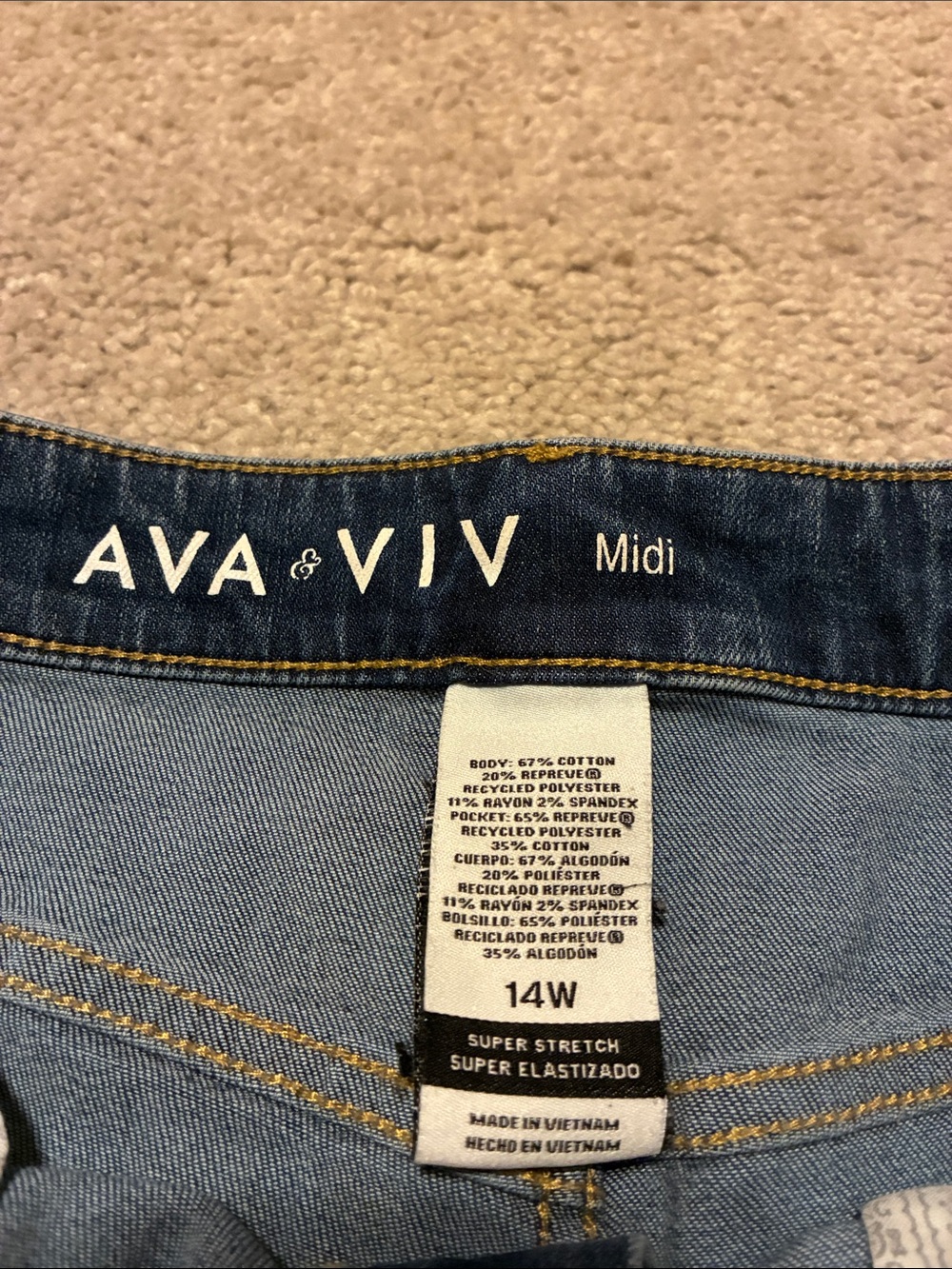Ava & Viv Light Blue Rolled Hem Denim Shorts - Picture 5 of 8